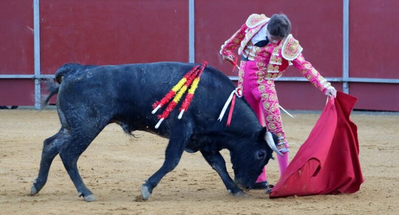 Natural de Salvador Herrero al primero de la tarde